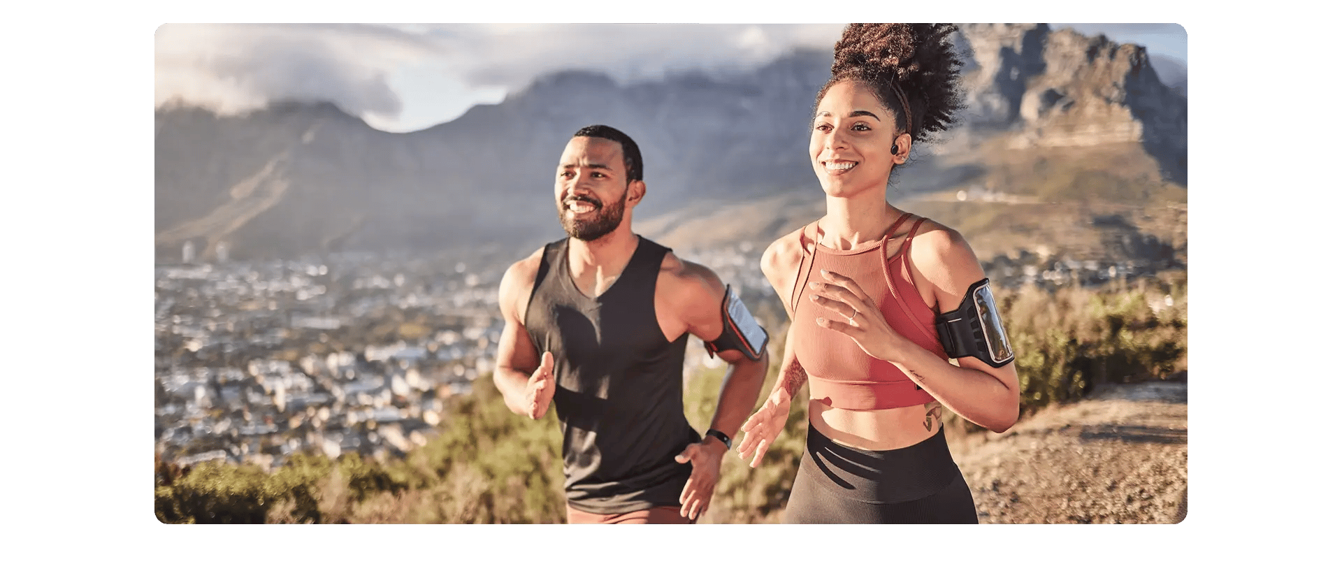 4U wellness pair of people running underlay